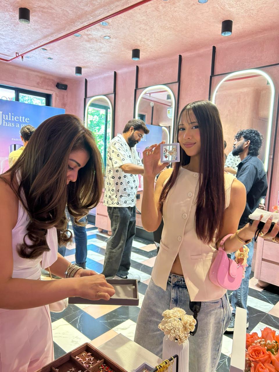 Jewellery & Charm Bar