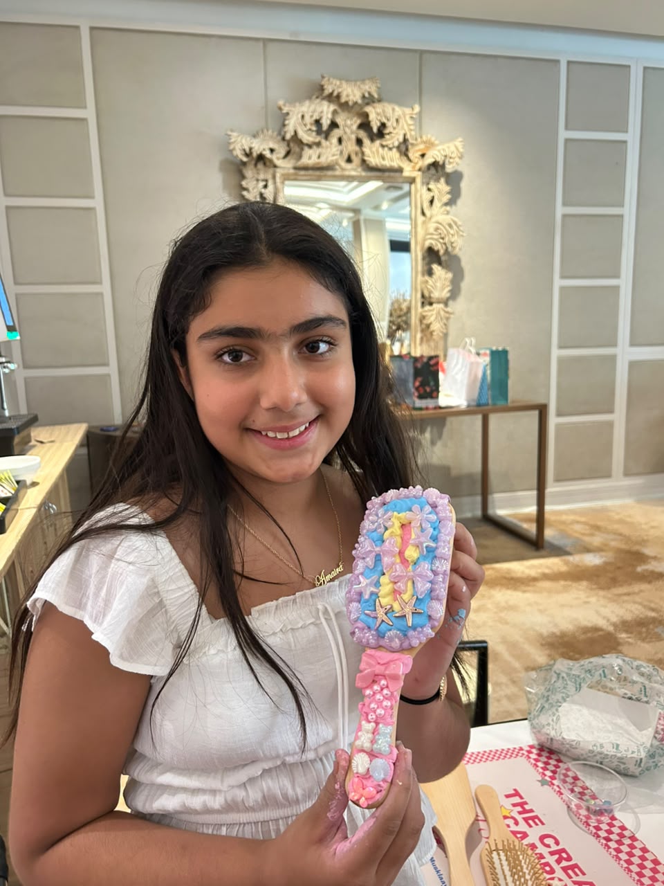 Hairbrush frosting