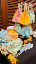 Potli Bar